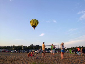 red-rock-balloon-fest-north-overlook-beach-horns-ferry-hideaway  